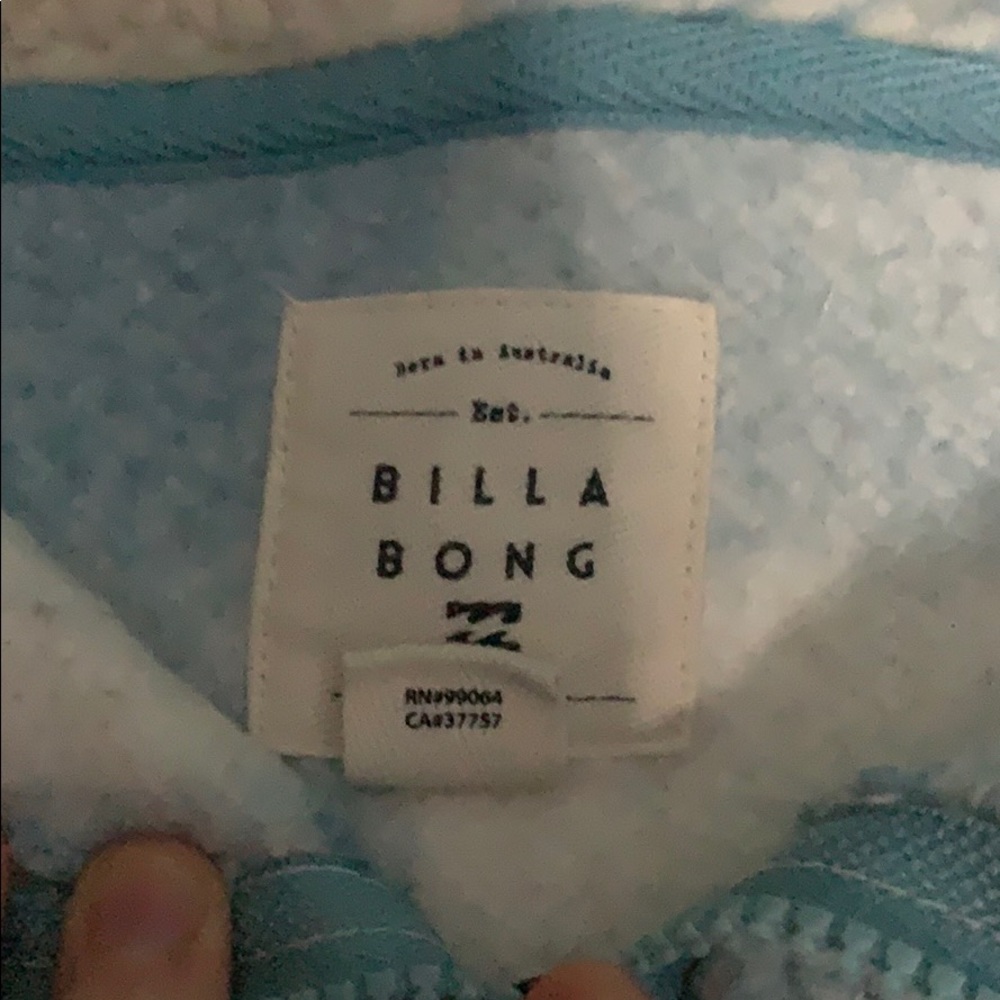 Fuzzy quarter zip sweatshirt - Picture 3 of 5